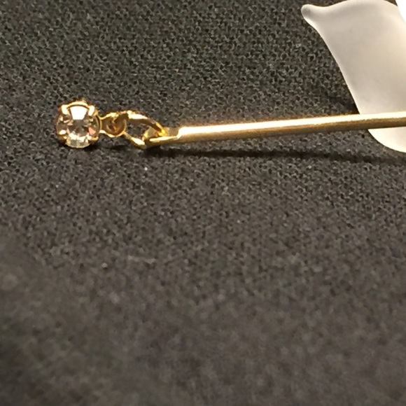 Acrylic White Flower Drop Earrings with Crystal - Picture 4 of 5